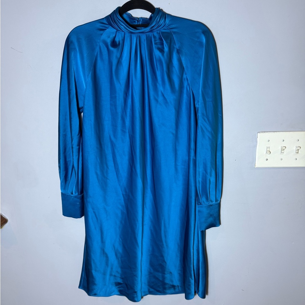Diane Von Furstenberg Vibrant Blue Satin long sleeve dress size Small NWT
